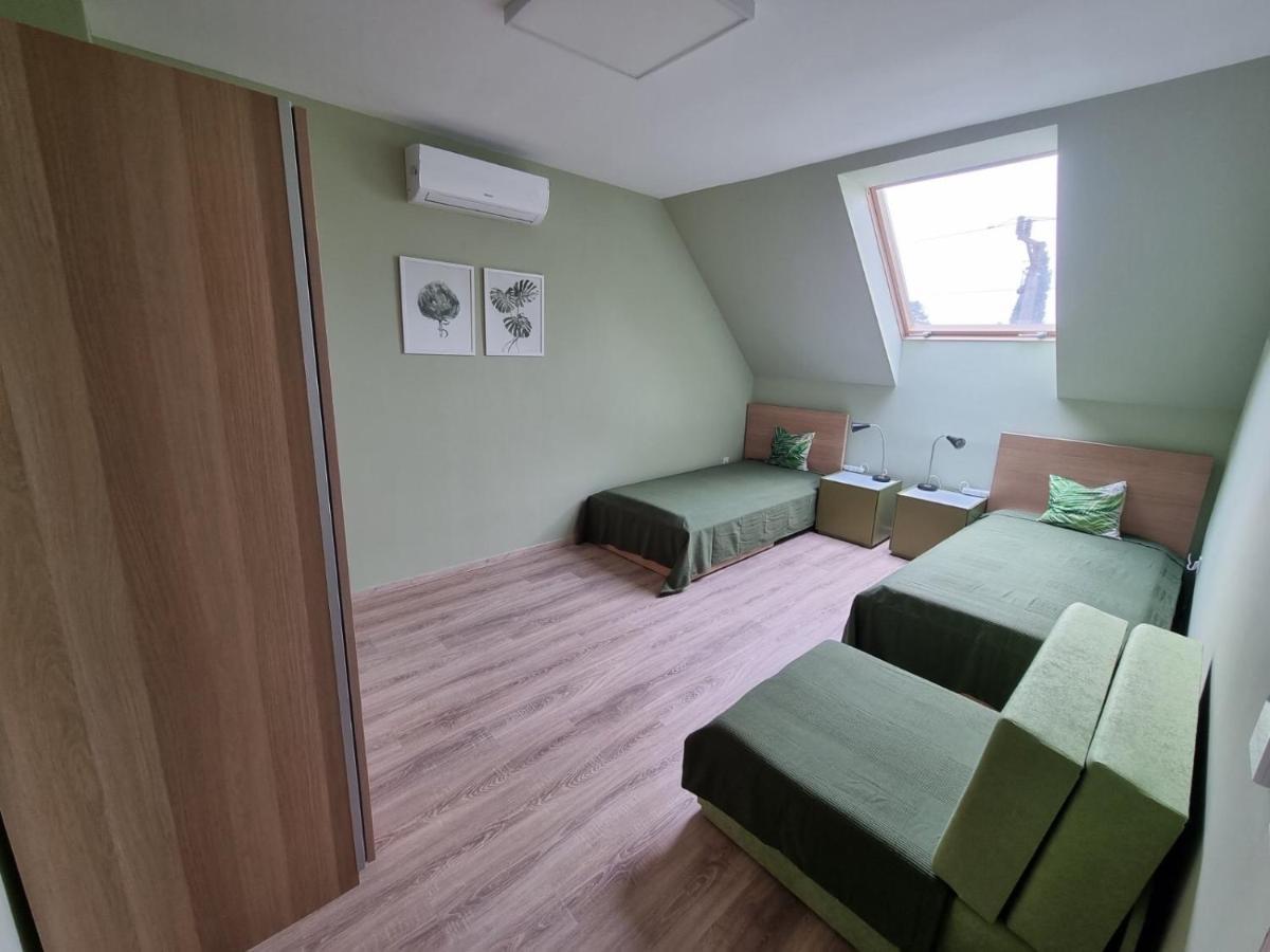 Bibi Terasz Apartman Балатонлеле Екстериор снимка