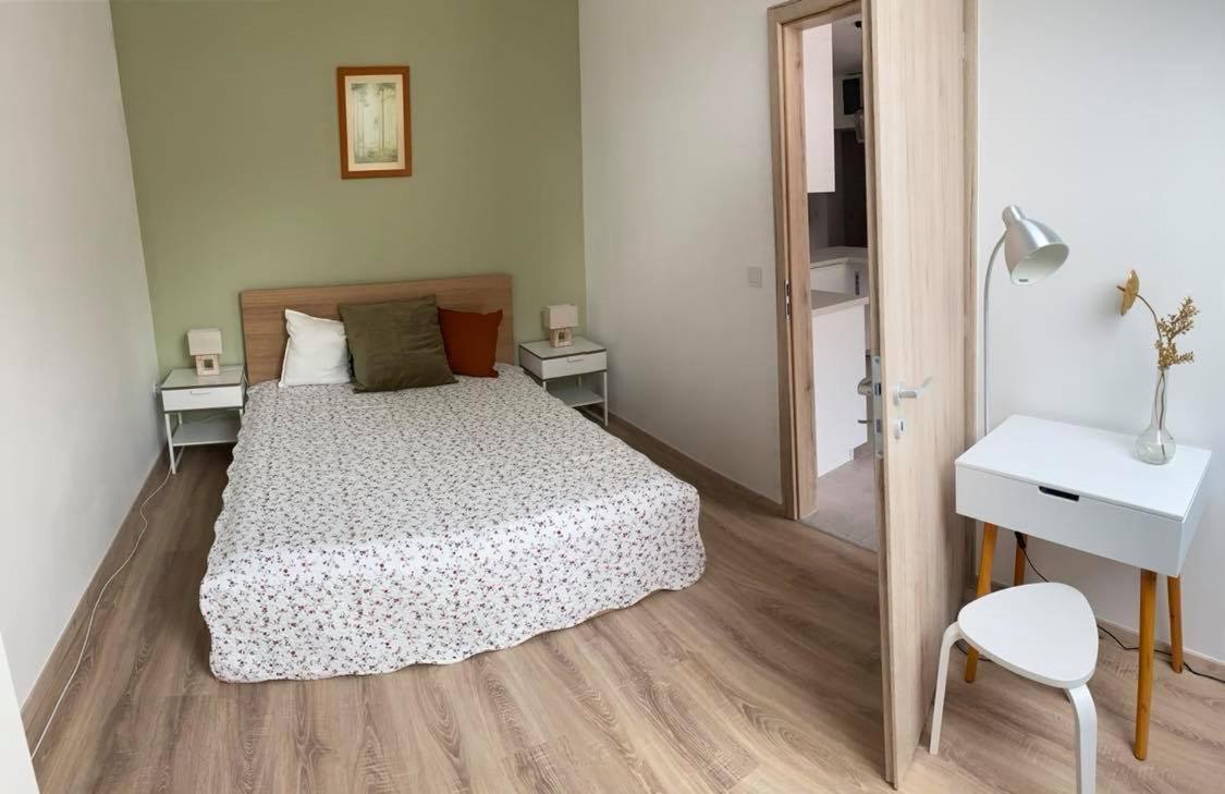 Bibi Terasz Apartman Балатонлеле Екстериор снимка
